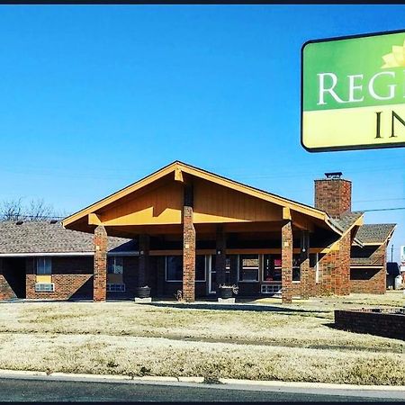 Regency Inn Iola Dış mekan fotoğraf
